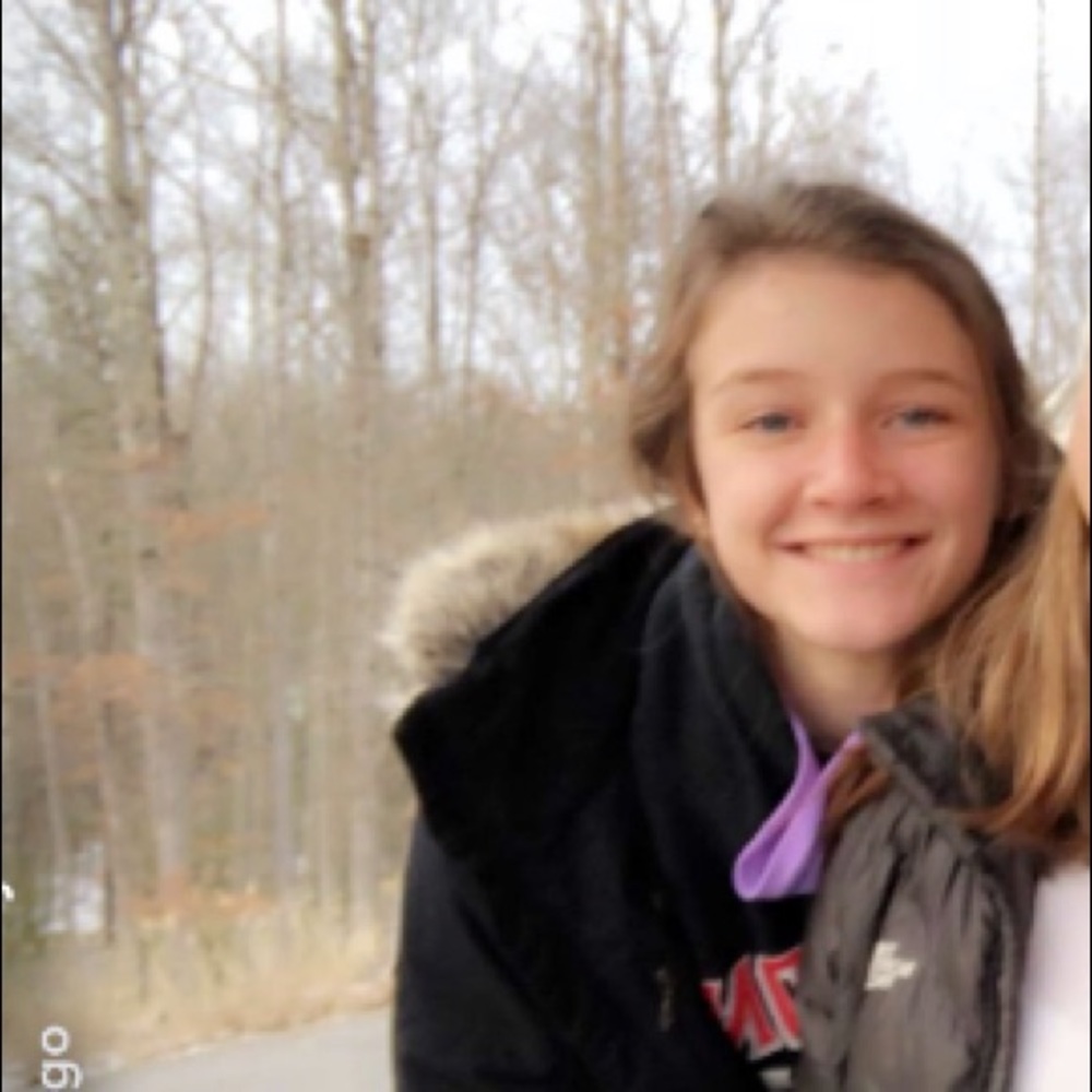 Meet your Posher, Ella